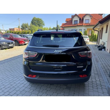 Jeep Compass  SUV 2018,  1.4 benzyna - Na sprzedaż za 65 900 zł - Orzech - zdjęcie 8