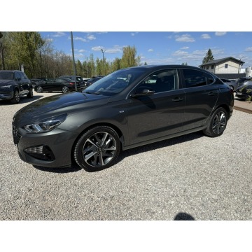 Hyundai i30  Hatchback 2022,  1.5 benzyna, automat - Na sprzedaż za 69 900 zł - Pęcice - zdjęcie 9