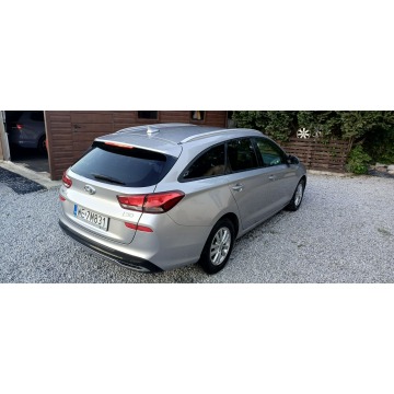 Hyundai i30  Kombi 2022,  1.0 benzyna - Na sprzedaż za 44 900 zł - Dąbrowa Górnicza - zdjęcie 4