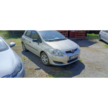 Toyota Auris  Hatchback 2007,  1.4 diesel - Na sprzedaż za 8 600,00 zł - Dąbrowa Górnicza - zdjęcie 2
