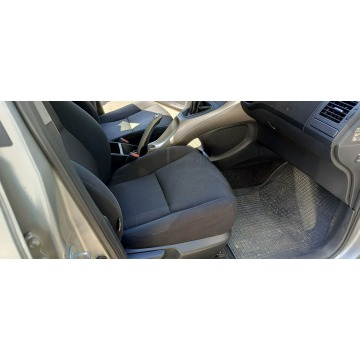 Toyota Auris  Hatchback 2007,  1.4 diesel - Na sprzedaż za 8 600,00 zł - Dąbrowa Górnicza - zdjęcie 8