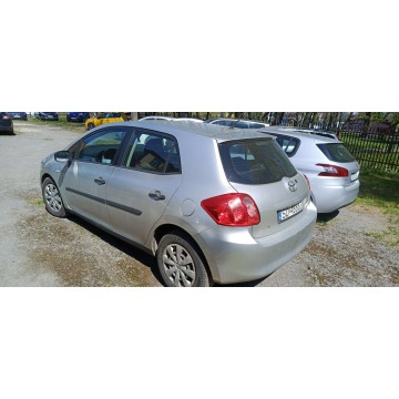Toyota Auris  Hatchback 2007,  1.4 diesel - Na sprzedaż za 8 600,00 zł - Dąbrowa Górnicza - zdjęcie 4