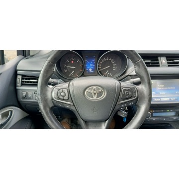 Toyota Avensis  Sedan/Limuzyna 2018,  2.0 diesel - Na sprzedaż za 54 900 zł - Dąbrowa Górnicza - zdjęcie 6