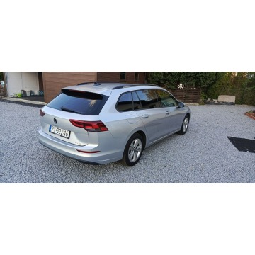 Volkswagen Golf  Kombi 2023,  1.5 benzyna, automat - Na sprzedaż za 66 900 zł - Dąbrowa Górnicza - zdjęcie 4