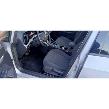 Volkswagen Golf  Kombi 2023,  1.5 benzyna, automat - Na sprzedaż za 66 900 zł - Dąbrowa Górnicza - zdjęcie 9