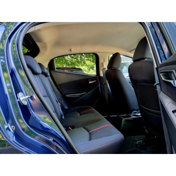 Mazda 2  Hatchback 2016,  1.5 benzyna - Na sprzedaż za 34 900 zł - Szczecin - zdjęcie 12