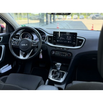 Kia XCeed  SUV 2023,  1.5 benzyna, automat - Na sprzedaż za 84 900 zł - Łódź - zdjęcie 9