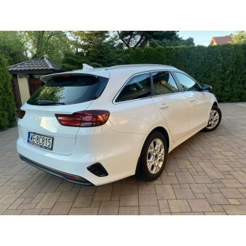 Kia Ceed  Kombi 2023,  1.5 benzyna - Na sprzedaż za 58 900 zł - Pruszków - zdjęcie 10