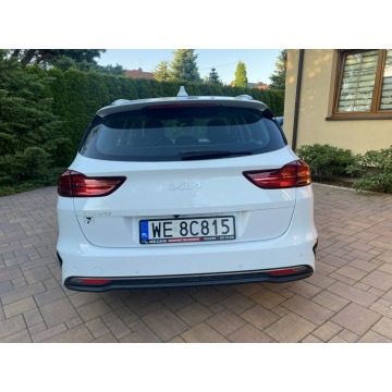 Kia Ceed  Kombi 2023,  1.5 benzyna - Na sprzedaż za 58 900 zł - Pruszków - zdjęcie 11