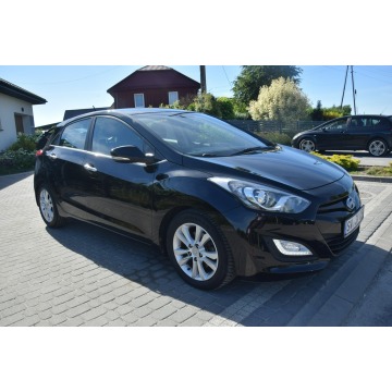 Hyundai i30  Hatchback 2012,  1.6 diesel - Na sprzedaż za 28 900 zł - Majdan Sieniawski - zdjęcie 7