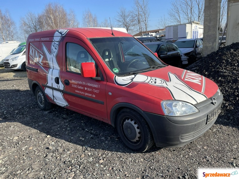 Opel Combo 2006,  1.4 benzyna, automat - Na sprzedaż za 9 900,00 zł - Syców