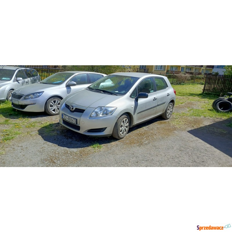 Toyota Auris  Hatchback 2007,  1.4 diesel - Na sprzedaż za 8 600,00 zł - Dąbrowa Górnicza