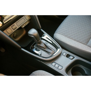 Toyota Yaris Cross  SUV 2025,  1.5 hybryda, automat - Na sprzedaż za 94 000 zł - Ostrów Wielkopolski - zdjęcie 10
