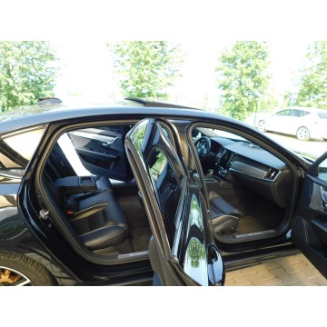Volvo S90  Sedan/Limuzyna 2020,  2.0 benzyna, automat - Na sprzedaż za 99 980 zł - Żyrardów - zdjęcie 11