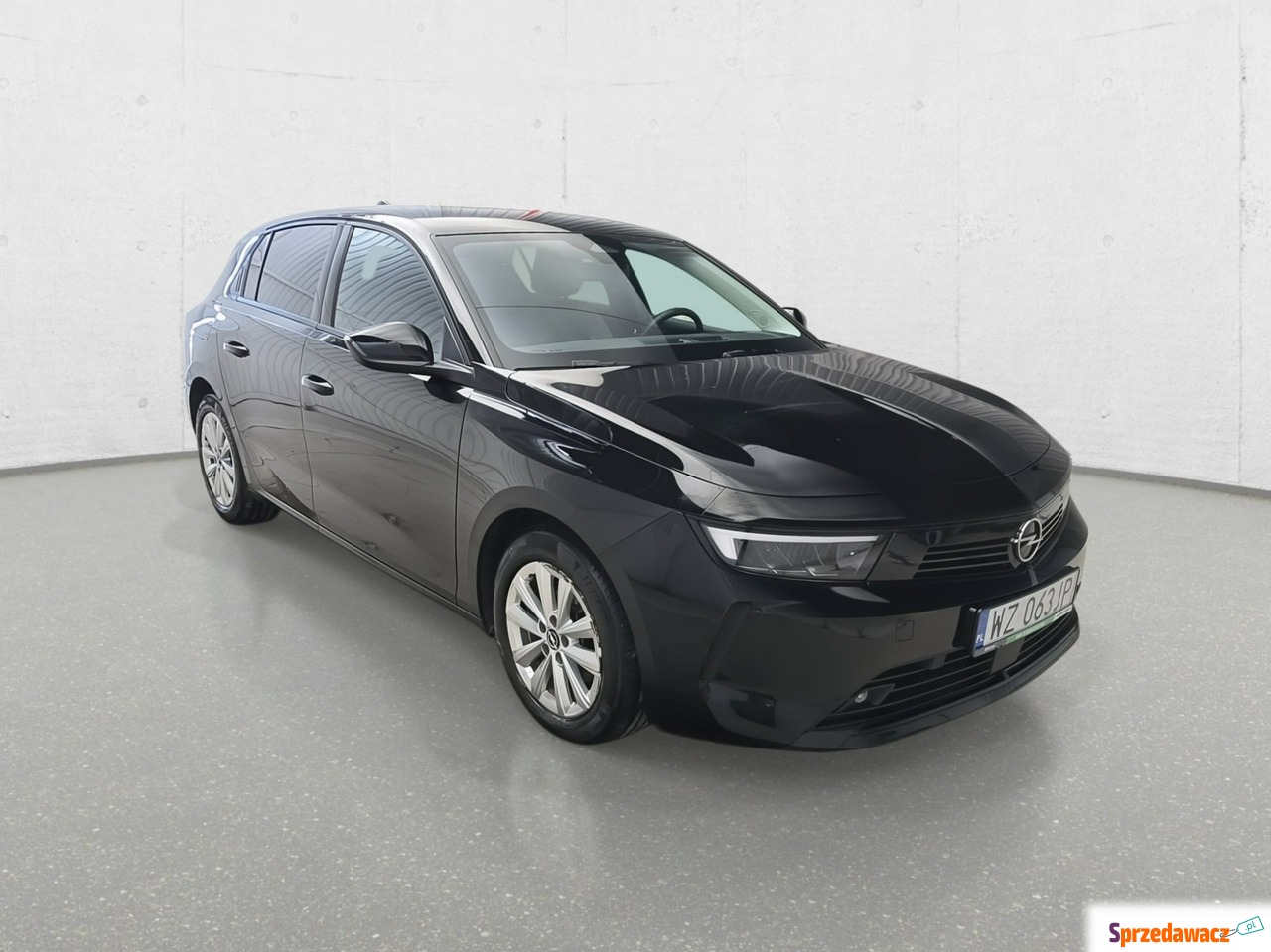 Opel Astra 2024