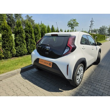 Toyota Aygo X  Hatchback 2024,  1.0 benzyna, automat - Na sprzedaż za 64 000 zł - Balice - zdjęcie 6