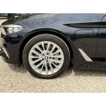 BMW Seria 5  Sedan/Limuzyna 2019,  2.0 hybryda, automat - Na sprzedaż za 124 800 zł - Pęcice - zdjęcie 8