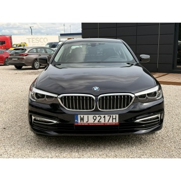 BMW Seria 5  Sedan/Limuzyna 2019,  2.0 hybryda, automat - Na sprzedaż za 124 800 zł - Pęcice - zdjęcie 7
