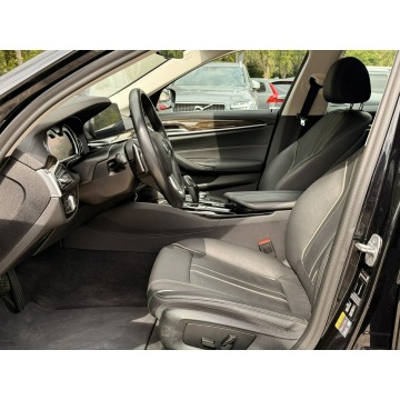 BMW Seria 5  Sedan/Limuzyna 2019,  2.0 hybryda, automat - Na sprzedaż za 124 800 zł - Pęcice - zdjęcie 11
