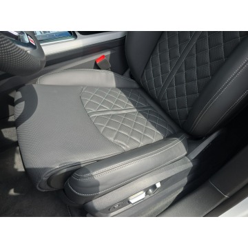 Audi Q8  SUV 2024,  3.0 diesel, automat - Na sprzedaż za 389 000 zł - Toruń - zdjęcie 12