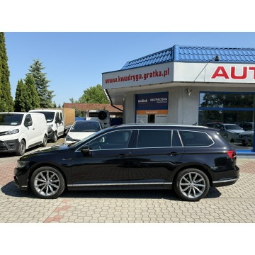 Volkswagen Passat  Kombi 2020,  2.0 diesel, automat - Na sprzedaż za 86 900 zł - Tarnowskie Góry - zdjęcie 9
