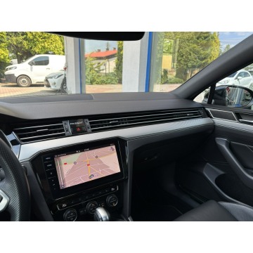 Volkswagen Passat  Kombi 2020,  2.0 diesel, automat - Na sprzedaż za 86 900 zł - Tarnowskie Góry - zdjęcie 12