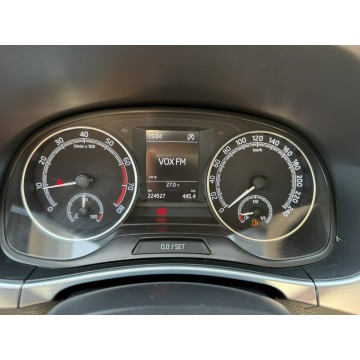 Skoda Fabia  Kombi 2019,  1.0 benzyna+LPG - Na sprzedaż za 29 900 zł - Pęcice - zdjęcie 2