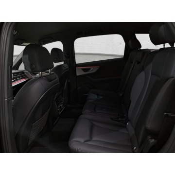 Audi Q7  SUV 2023,  3.0 diesel, automat - Na sprzedaż za 232 224 zł - Komorniki - zdjęcie 12