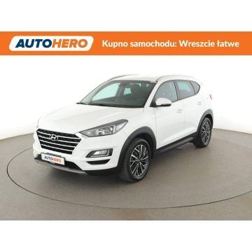 Hyundai Tucson - automat niski przebieg 4x4 navi KRELL tempomat LED kamera