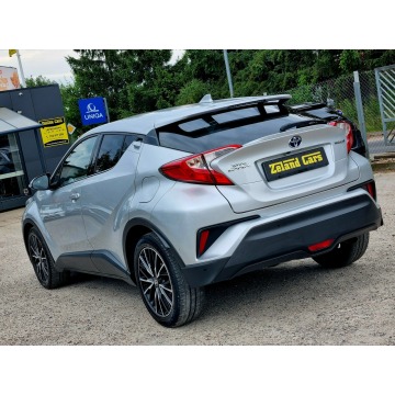 Toyota C-HR  SUV 2017,  1.8 hybryda, automat - Na sprzedaż za 65 900 zł - Szczecin - zdjęcie 7