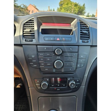 Opel Insignia  Kombi 2009,  1.6 benzyna - Na sprzedaż za 12 900 zł - Głogów - zdjęcie 8