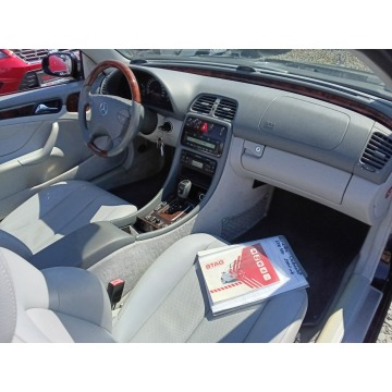 Mercedes - Benz CLK-klasa  Coupe/Sportowy 2001,  2.3 benzyna+LPG, automat - Na sprzedaż za 29 900 zł - Pogwizdów - zdjęcie 9