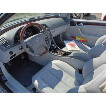 Mercedes - Benz CLK-klasa  Coupe/Sportowy 2001,  2.3 benzyna+LPG, automat - Na sprzedaż za 29 900 zł - Pogwizdów - zdjęcie 11