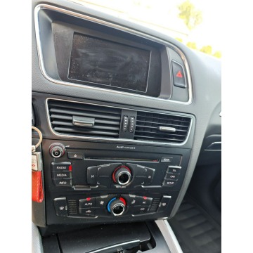 Audi Q5  SUV 2008,  2.0 diesel - Na sprzedaż za 31 900 zł - Nowy Sącz - zdjęcie 9