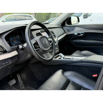 Volvo   SUV 2023,  2.0 hybryda, automat - Na sprzedaż za 269 900 zł - Pęcice - zdjęcie 10