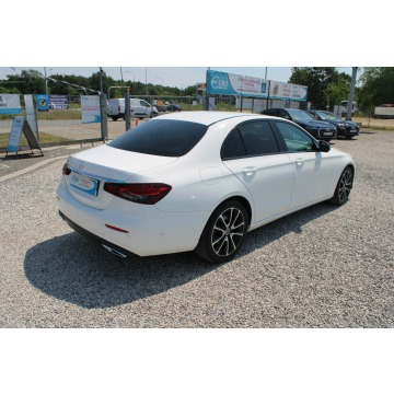 Mercedes - Benz E-klasa  Sedan/Limuzyna 2022,  1.6 diesel, automat - Na sprzedaż za 123 899 zł - Warszawa - zdjęcie 6