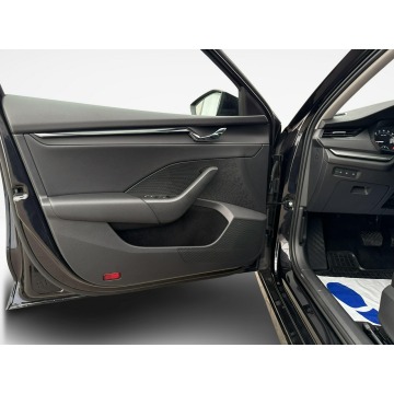 Skoda Octavia  Kombi 2021,  2.0 diesel, automat - Na sprzedaż za 68 900 zł - Warszawa - zdjęcie 10