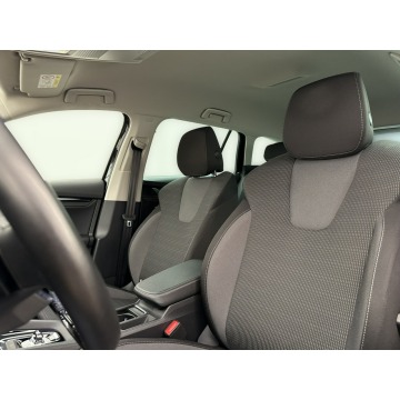 Skoda Octavia  Kombi 2021,  2.0 diesel, automat - Na sprzedaż za 68 900 zł - Warszawa - zdjęcie 11