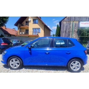 Skoda Fabia  Hatchback 2020,  1.0 benzyna - Na sprzedaż za 37 900 zł - Harklowa - zdjęcie 7