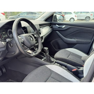 Skoda Scala  Hatchback 2022,  1.0 benzyna, automat - Na sprzedaż za 56 800 zł - Pęcice - zdjęcie 9