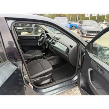 Skoda Fabia  Kombi 2019,  1.0 benzyna+LPG - Na sprzedaż za 31 800 zł - Pęcice - zdjęcie 8