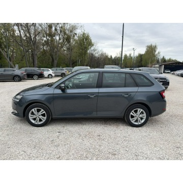 Skoda Fabia  Kombi 2019,  1.0 benzyna+LPG - Na sprzedaż za 31 800 zł - Pęcice - zdjęcie 11