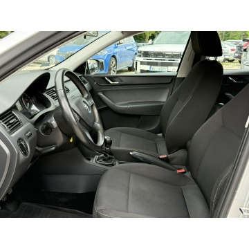 Skoda Rapid  Sedan/Limuzyna 2013,  1.2 benzyna - Na sprzedaż za 16 900 zł - Pęcice - zdjęcie 11