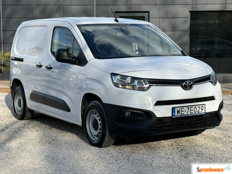 Toyota ProAce 2022,  1.5 diesel - Na sprzedaż za 69 864 zł - Pęcice