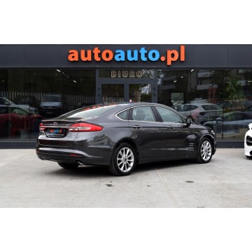 Ford Fusion  Sedan/Limuzyna 2018,  2.0 hybryda, automat - Na sprzedaż za 51 900 zł - Warszawa - zdjęcie 6