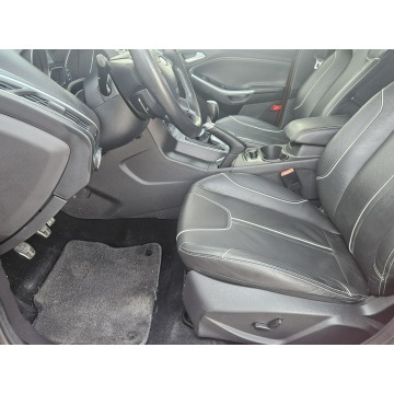 Ford Focus  Hatchback 2013,  1.6 benzyna - Na sprzedaż za 32 456 zł - Rybnik - zdjęcie 10