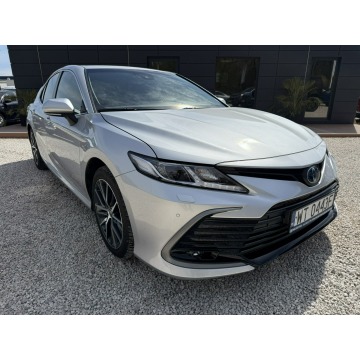 Toyota Camry  Sedan/Limuzyna 2021,  2.5 hybryda, automat - Na sprzedaż za 89 800 zł - Pęcice - zdjęcie 10