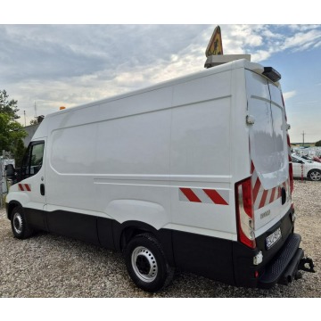 Iveco Daily 2019,  2.3 diesel, automat - Na sprzedaż za 65 067 zł - Kutno - zdjęcie 2