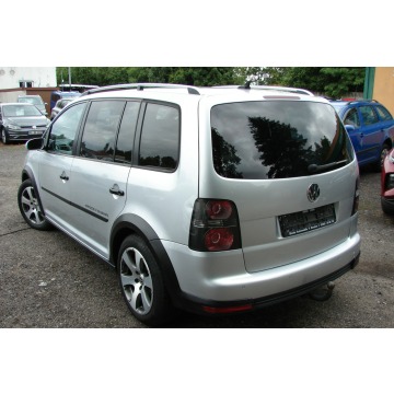 Volkswagen Touran  SUV 2009,  2.0 diesel - Na sprzedaż za 19 900 zł - Piła - zdjęcie 4