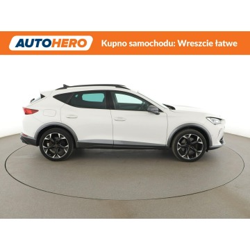 Cupra Formentor  SUV 2023,  2.0 benzyna, automat - Na sprzedaż za 125 600 zł - Warszawa - zdjęcie 9